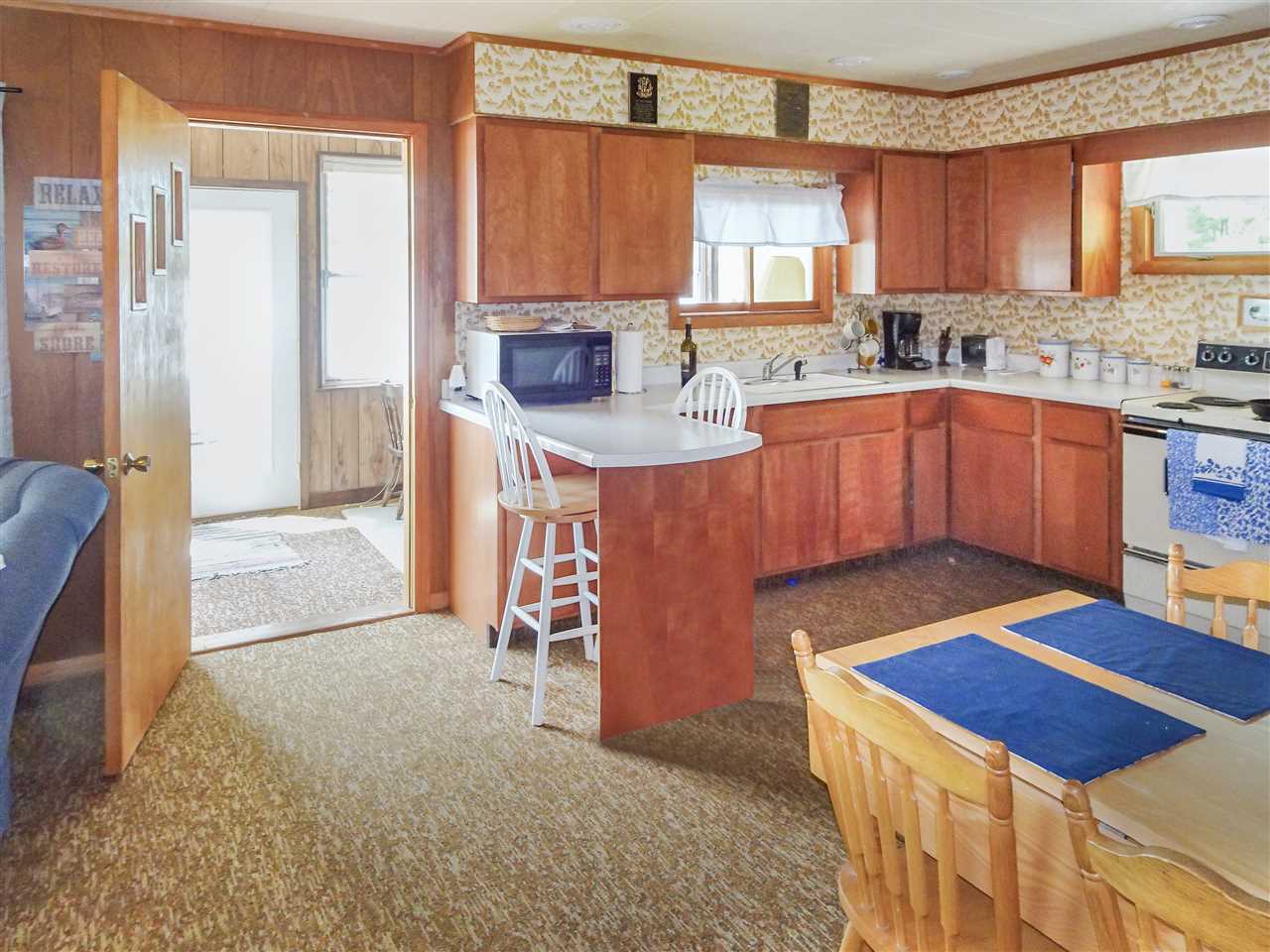 5832 Rennie View Traverse City, MI 49696 - Photo 11 of 16 1862926-10.JPG