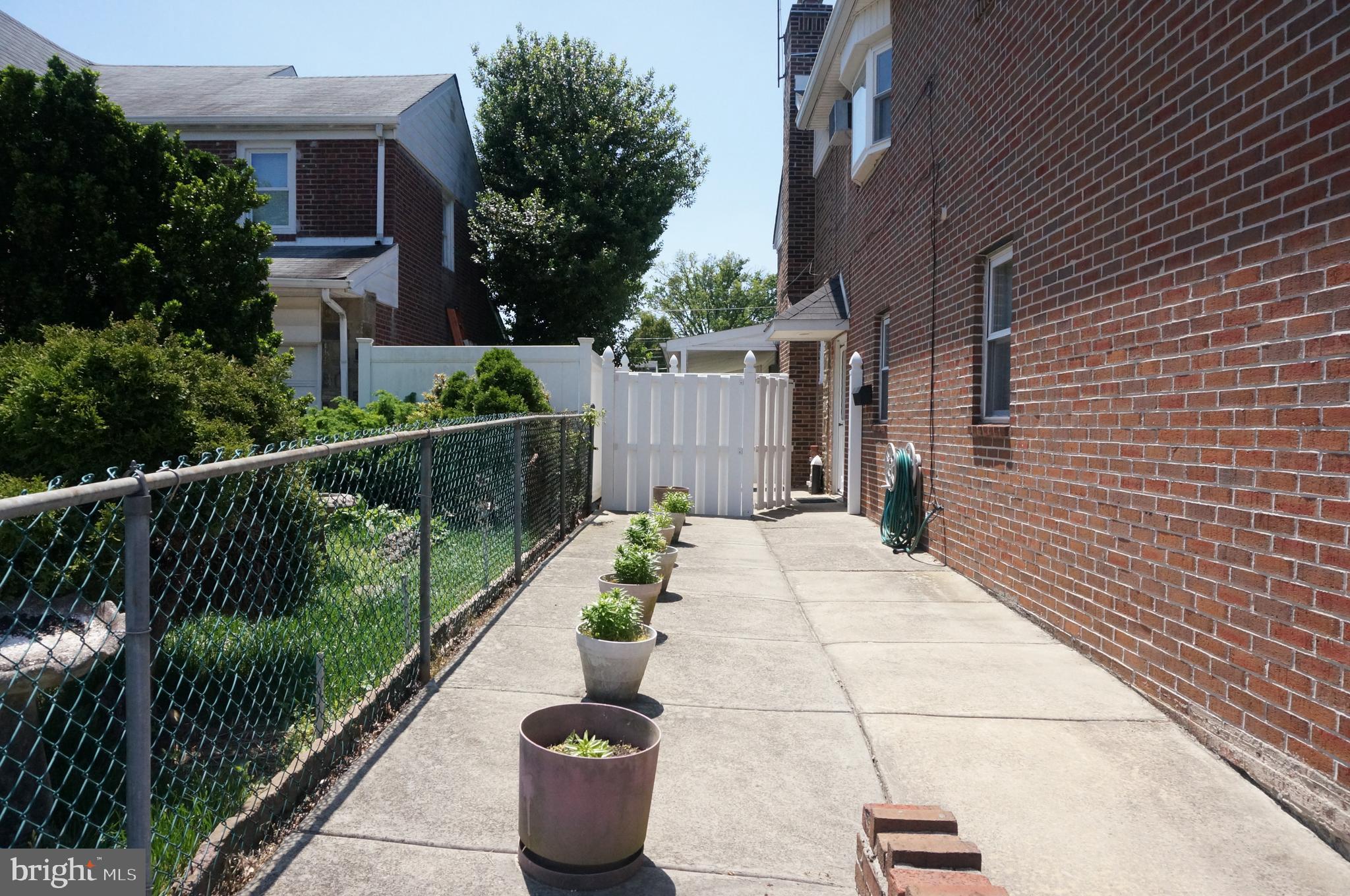2722 Rhawn Street Philadelphia, PA 19152 - Photo 4 of 73 Gallery Image 4