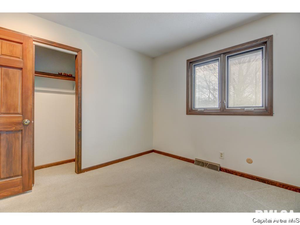 6929 Mechanicsburg Road Springfield, IL 62712 - Photo 24 of 36