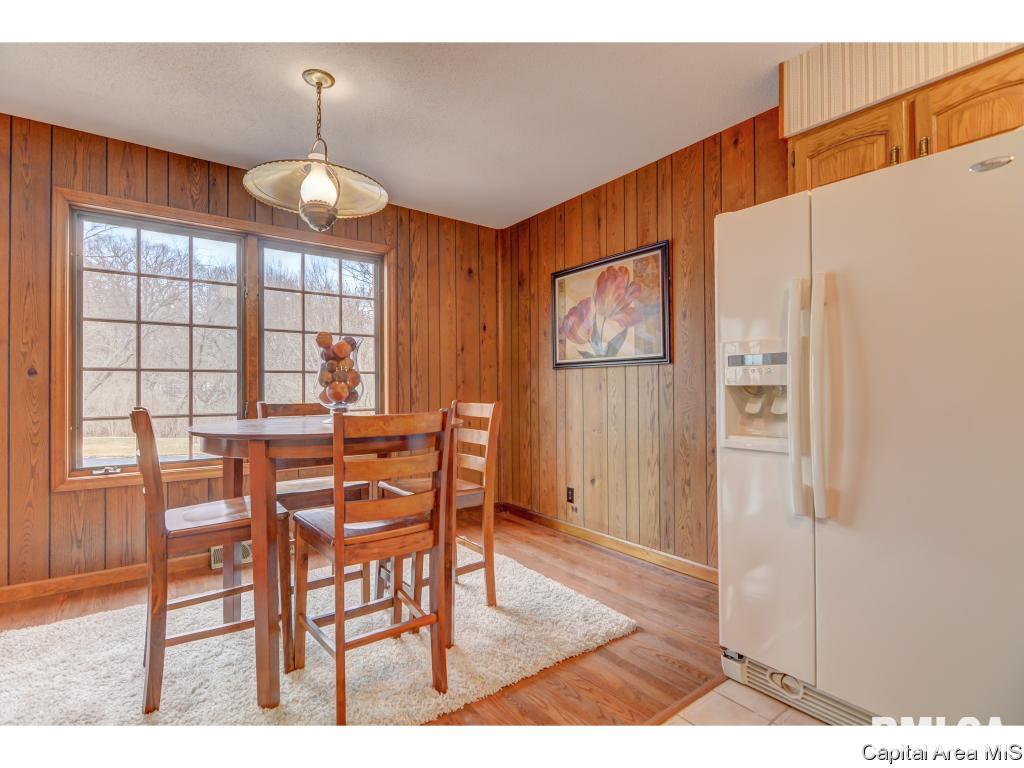 6929 Mechanicsburg Road Springfield, IL 62712 - Photo 10 of 36