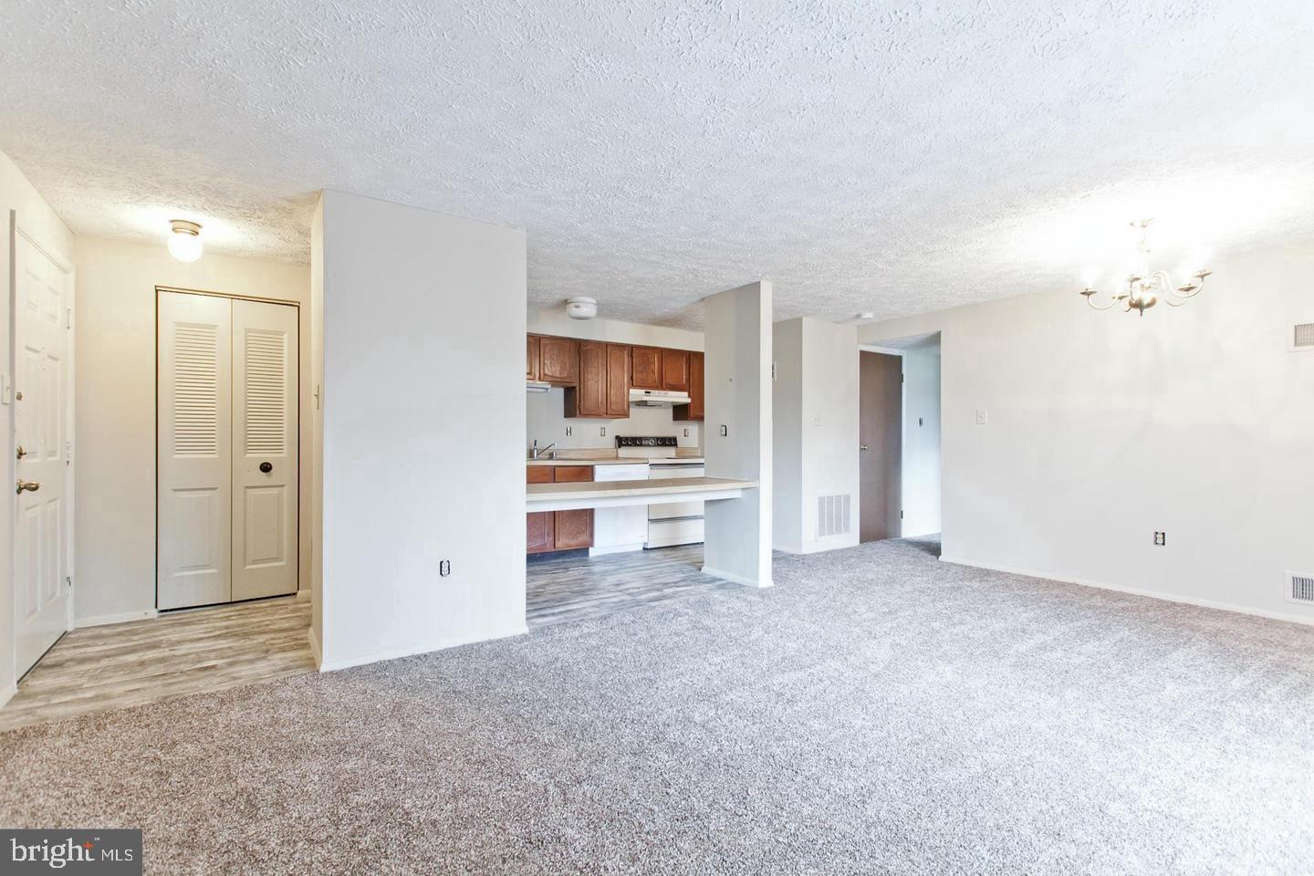 800 Heather Ridge Drive, Unit 19H Frederick, MD 21702 - Photo 5 of 7