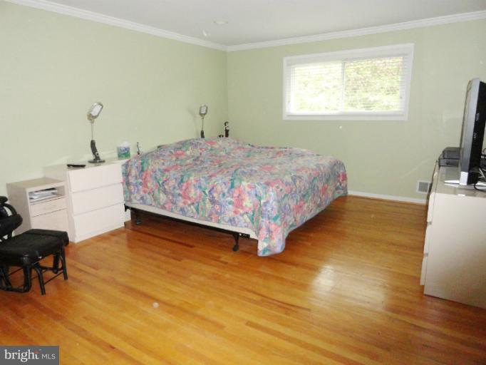 7203 Denberg Road Baltimore, MD 21209 - Photo 21 of 22 Bedroom (Master)