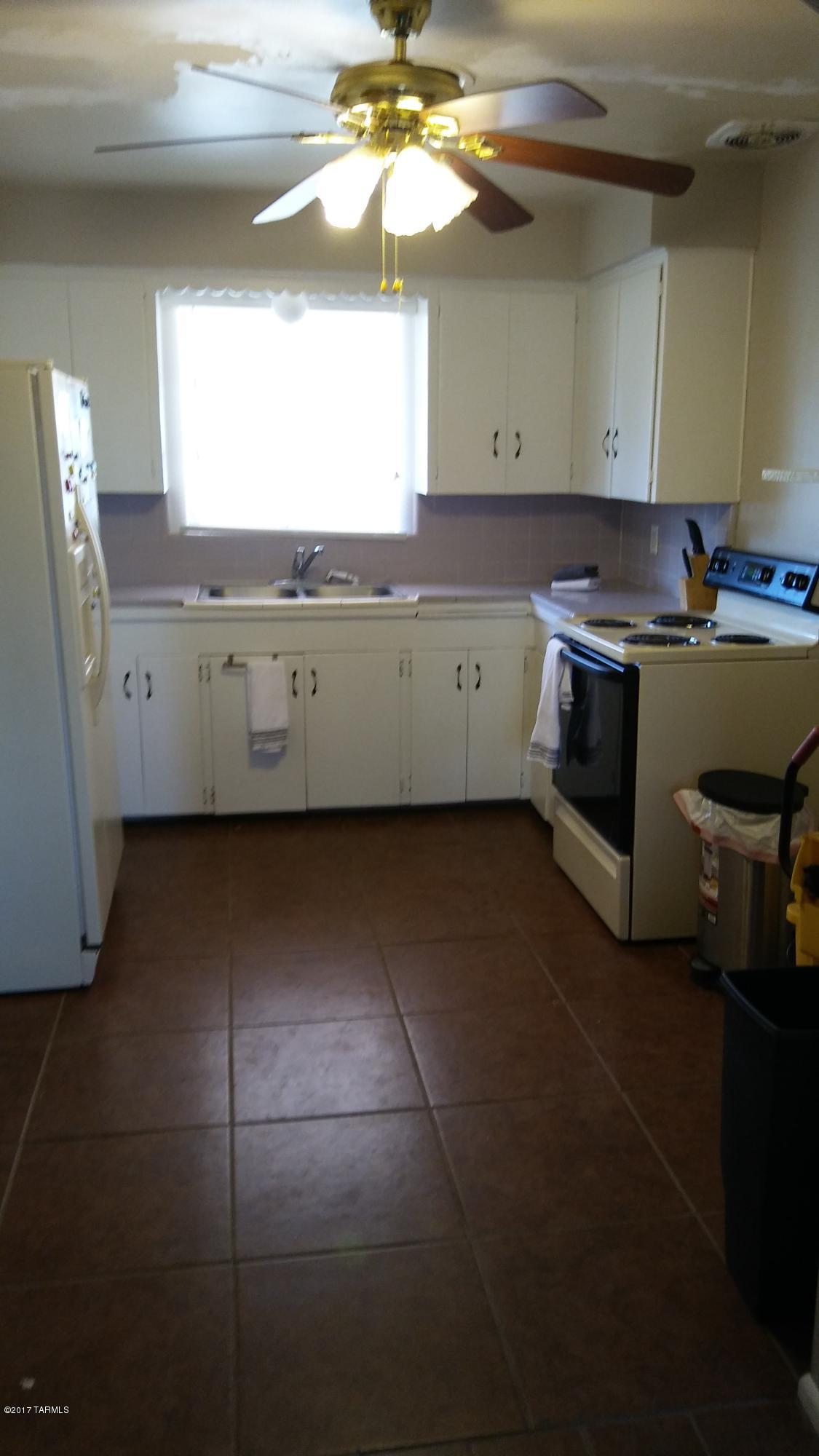 915 East Prince Road Tucson, AZ 85719 - Photo 5 of 13