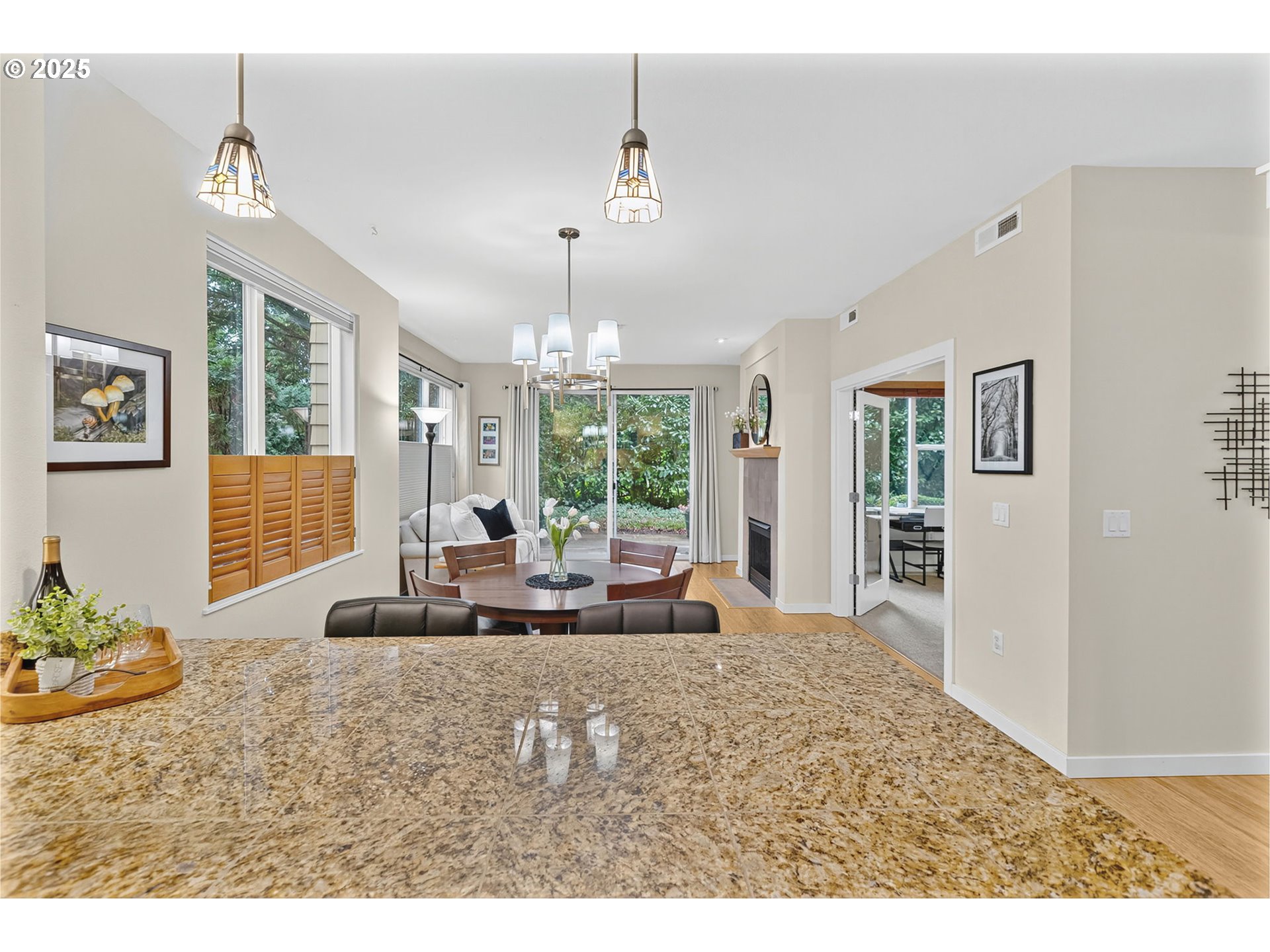 347 Rustic Place, Unit 1 Eugene, OR 97401 - Photo 13 of 44 Gallery Image 13