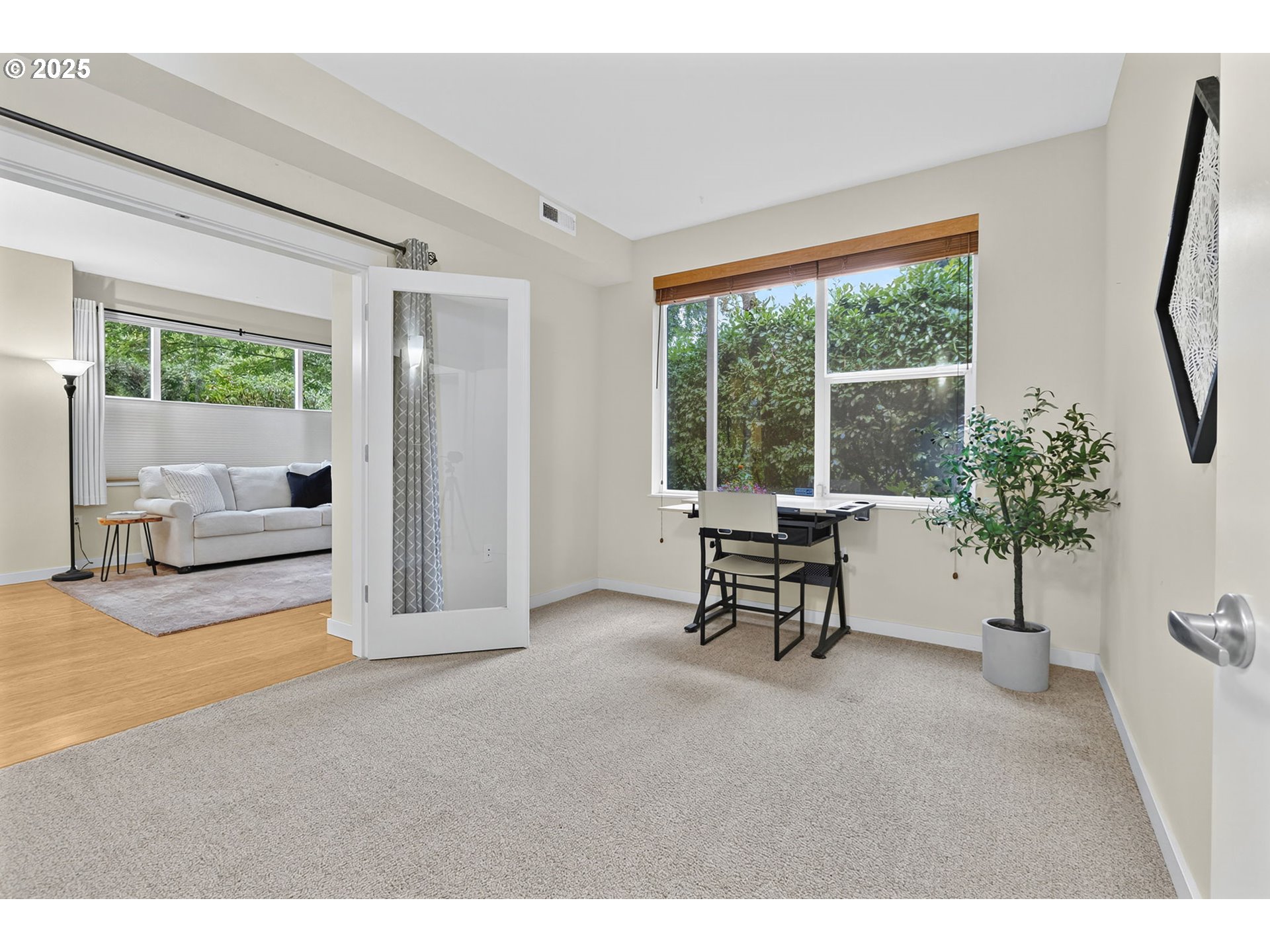 347 Rustic Place, Unit 1 Eugene, OR 97401 - Photo 23 of 44 Gallery Image 23