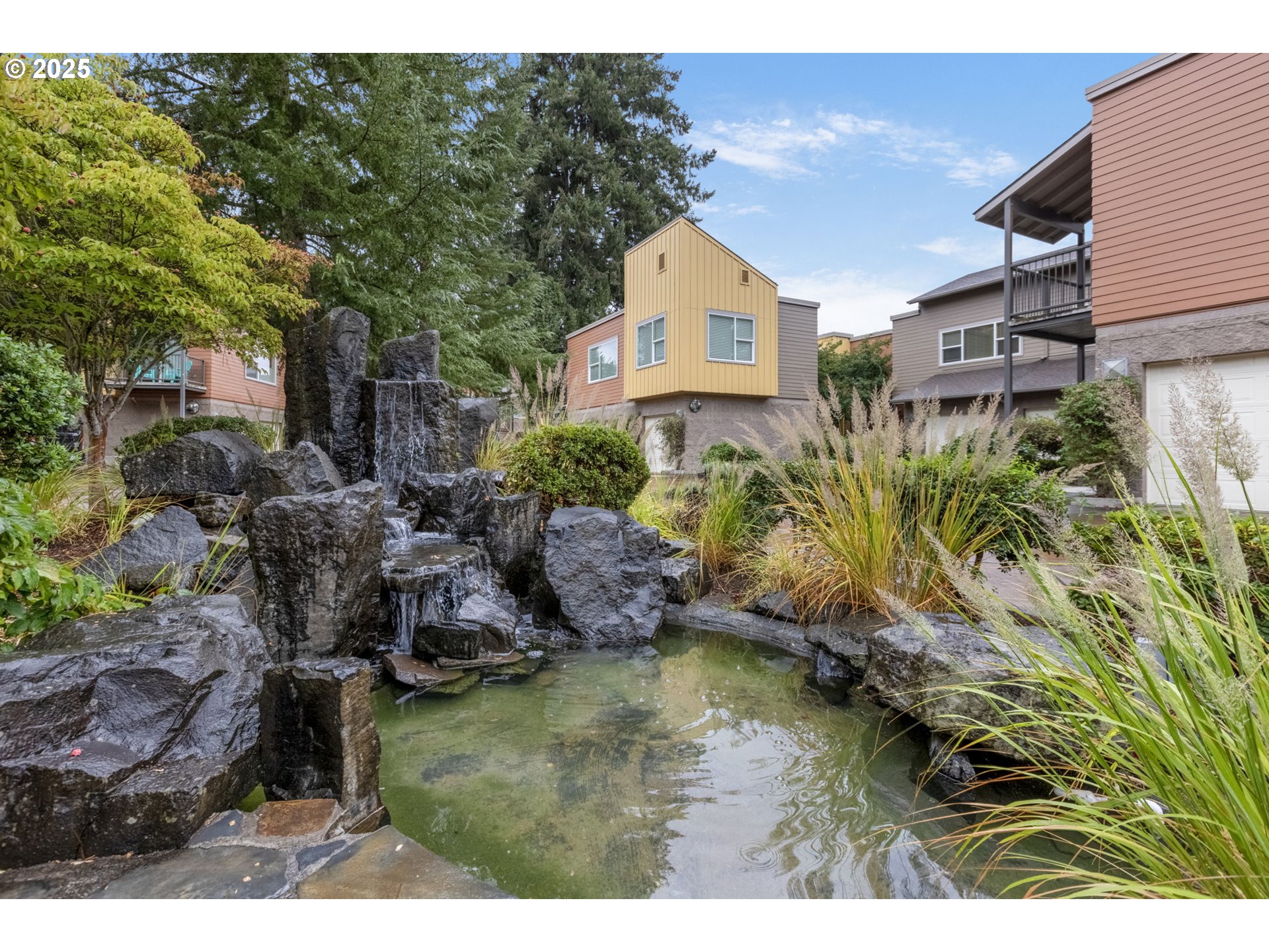 347 Rustic Place, Unit 1 Eugene, OR 97401 - Photo 43 of 44 Gallery Image 43