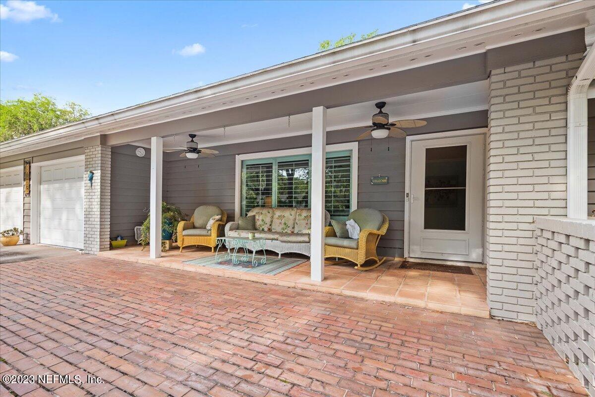 1206 Kings Road Neptune Beach, FL 32266 - Photo 3 of 26 entryway