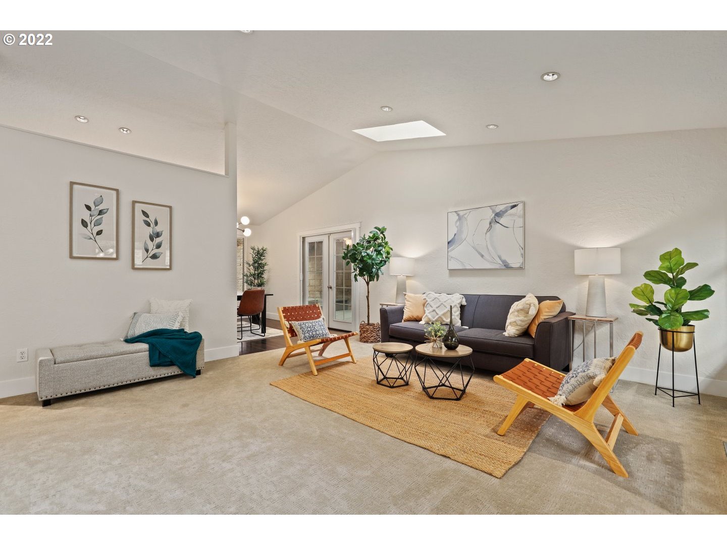 4856 Southwest Garden Home Road Portland, OR 97219 - Photo 11 of 32 Gallery Image 11