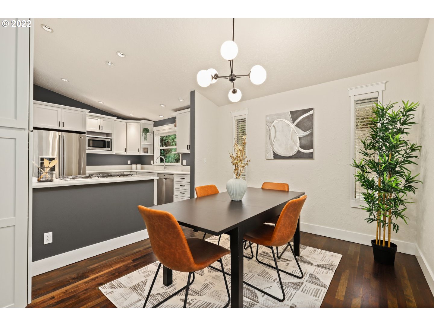 4856 Southwest Garden Home Road Portland, OR 97219 - Photo 13 of 32 Gallery Image 13