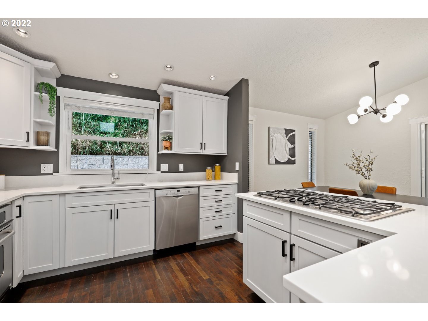 4856 Southwest Garden Home Road Portland, OR 97219 - Photo 15 of 32 Gallery Image 15