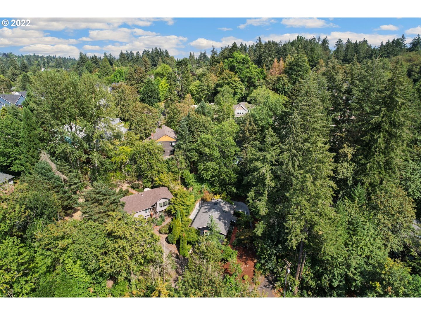4856 Southwest Garden Home Road Portland, OR 97219 - Photo 31 of 32 Gallery Image 31