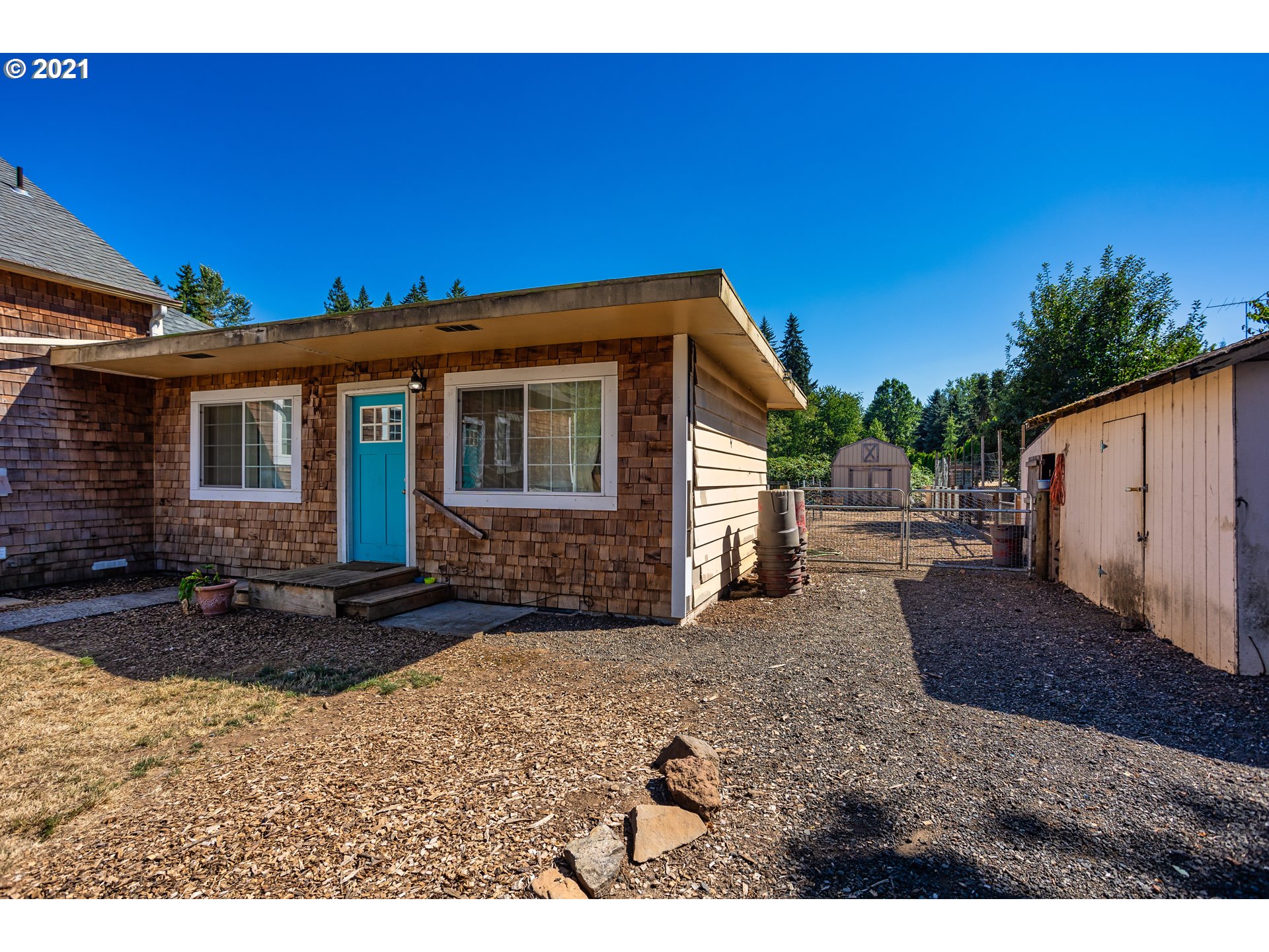 35140 Southeast Brooks Road Boring, OR 97009 - Photo 20 of 31 a view of a house with backyard and sitting area