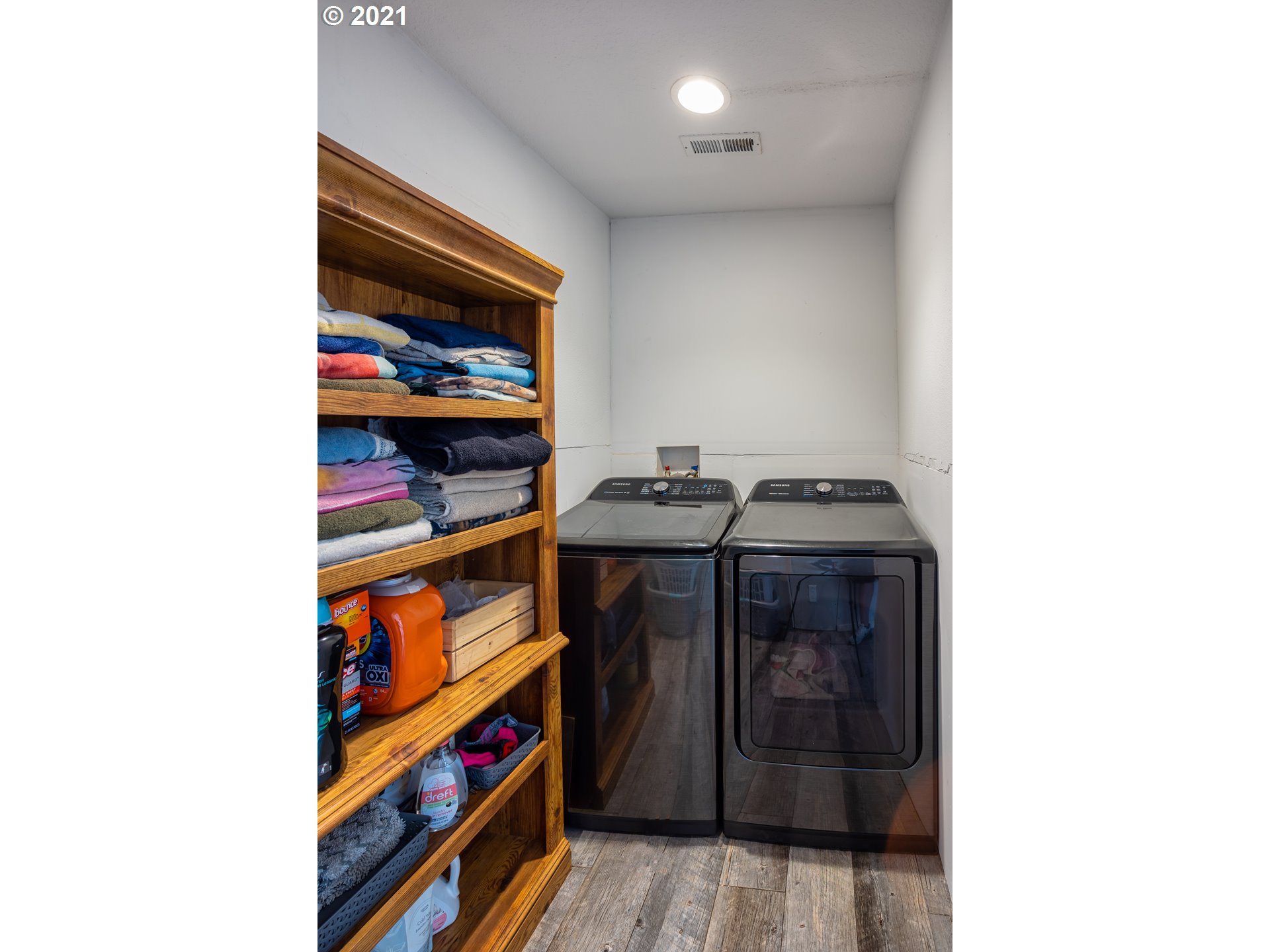 35140 Southeast Brooks Road Boring, OR 97009 - Photo 4 of 31 a room with storage and utility