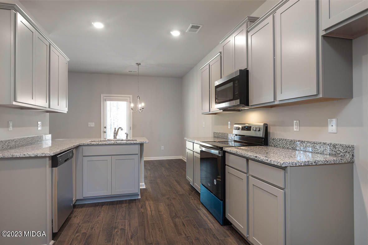 140 Farmers Way Perry, GA 31069 - Photo 1 of 46 2 Chelsea Kitchen (1)