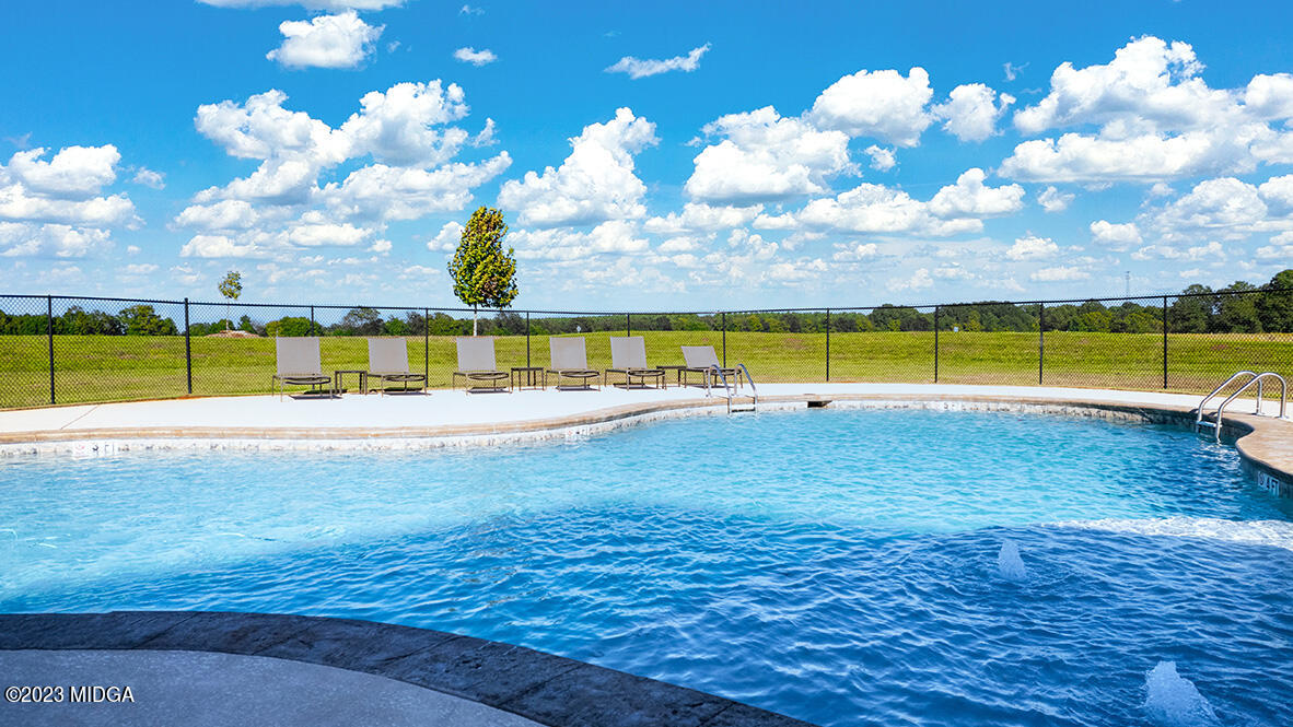140 Farmers Way Perry, GA 31069 - Photo 10 of 46 The Preverse at AGV Pool 3