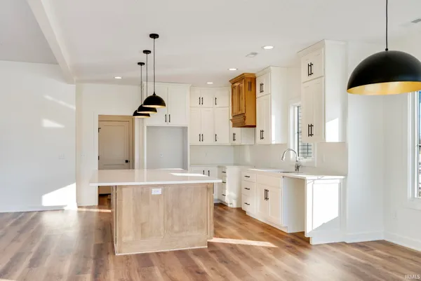 $365,900 | 4971 Chickadee Drive, Woodburn, IN 46797