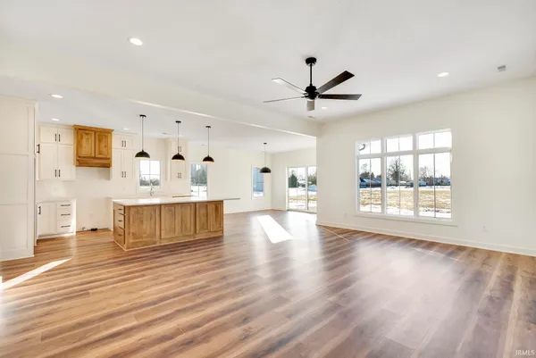 $365,900 | 4971 Chickadee Drive, Woodburn, IN 46797