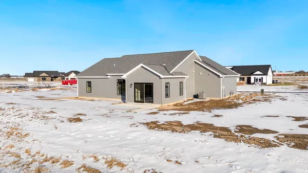 $364,400 | 4971 Chickadee Drive, Woodburn, IN 46797