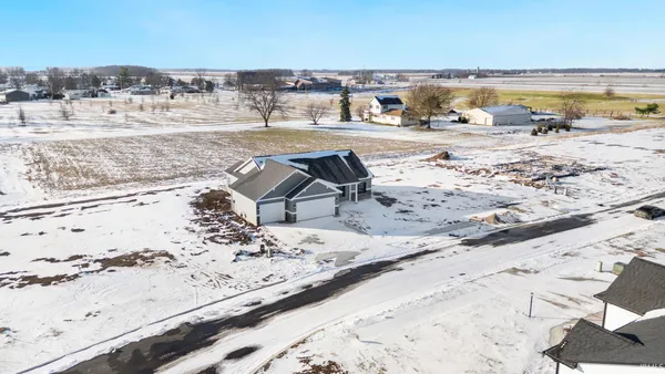 $364,400 | 4971 Chickadee Drive, Woodburn, IN 46797