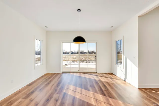 $369,900 | 4971 Chickadee Drive, Woodburn, IN 46797