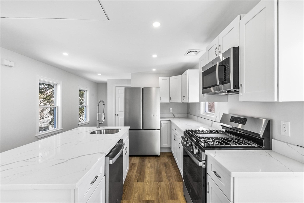 74 Main Street, Unit 2 Saugus, MA 01906 - Photo 14 of 35