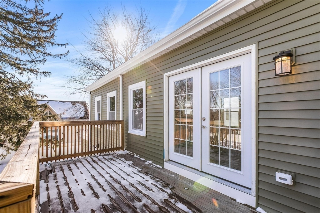 74 Main Street, Unit 2 Saugus, MA 01906 - Photo 5 of 35