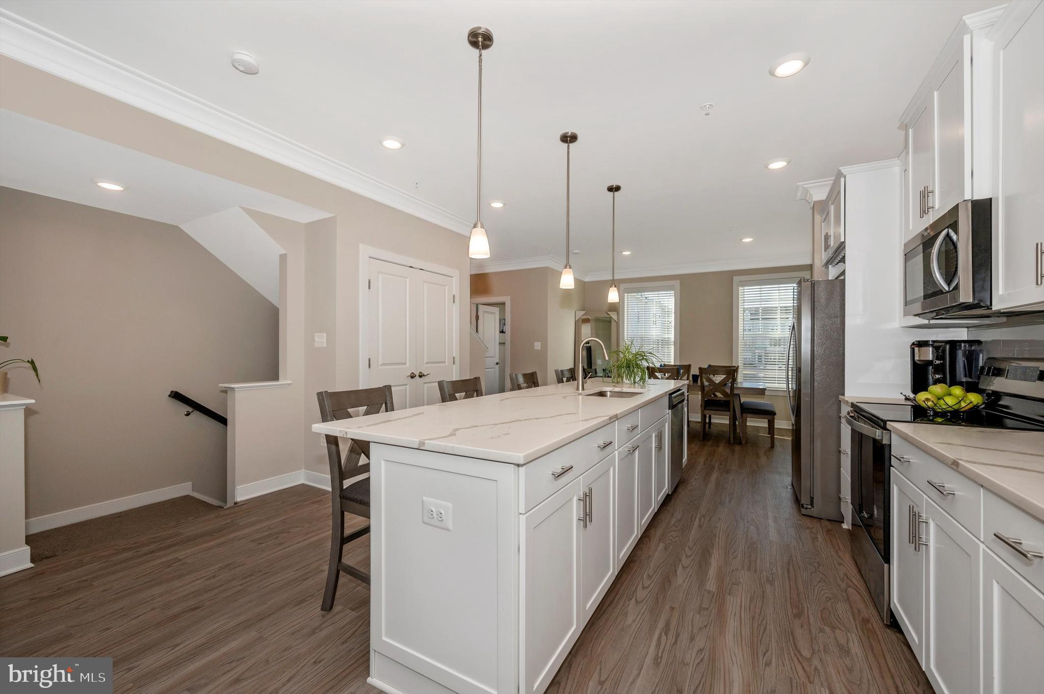 8508 Randell Ridge Road Frederick, MD 21704 - Photo 12 of 45 Huge Center Island