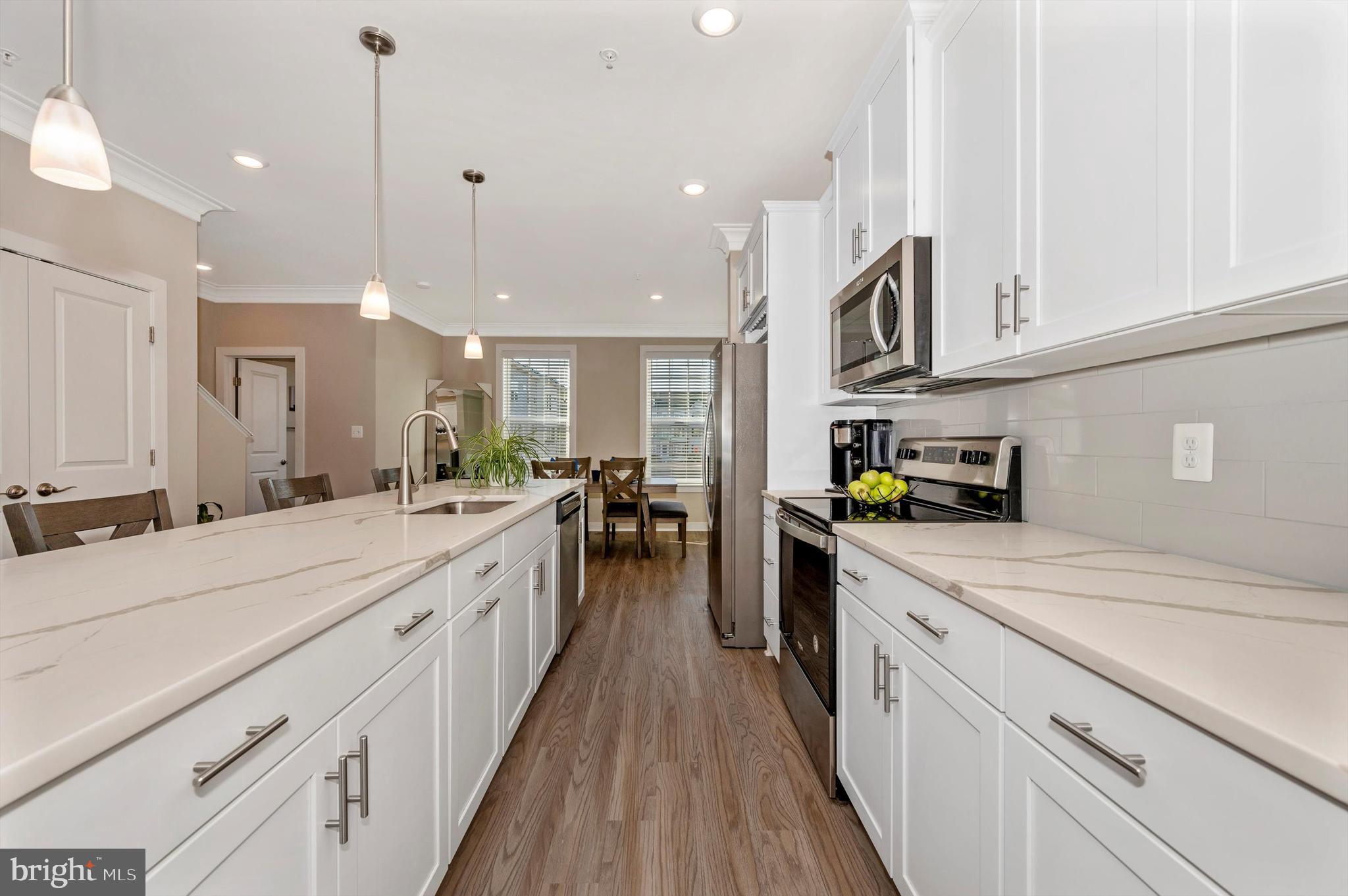 8508 Randell Ridge Road Frederick, MD 21704 - Photo 15 of 45 Gorgeous Quartz Countertops