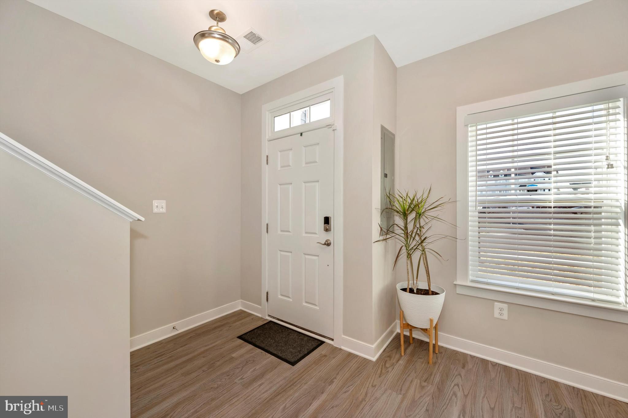 8508 Randell Ridge Road Frederick, MD 21704 - Photo 3 of 45 Foyer