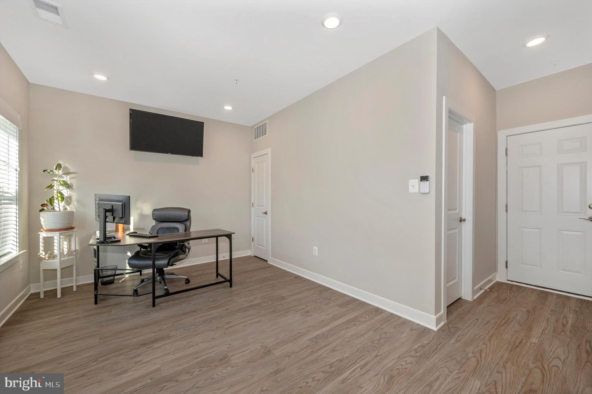 8508 Randell Ridge Road Frederick, MD 21704 - Photo 6 of 45 Closet and Half Bath