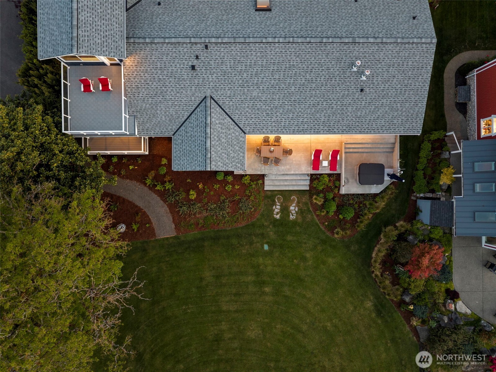 4354 Dyes Inlet Road Northwest Bremerton, WA 98312 - Photo 3 of 37 Gallery Image 3