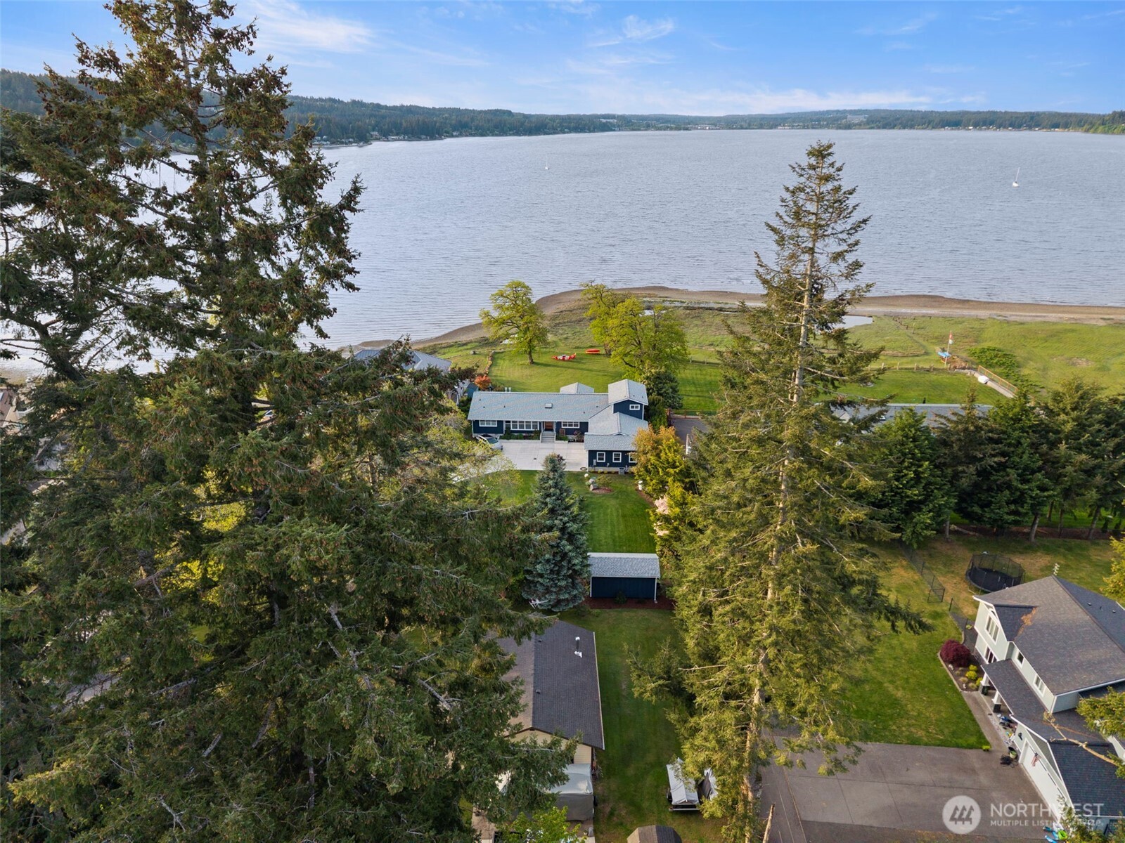 4354 Dyes Inlet Road Northwest Bremerton, WA 98312 - Photo 33 of 37 Gallery Image 33