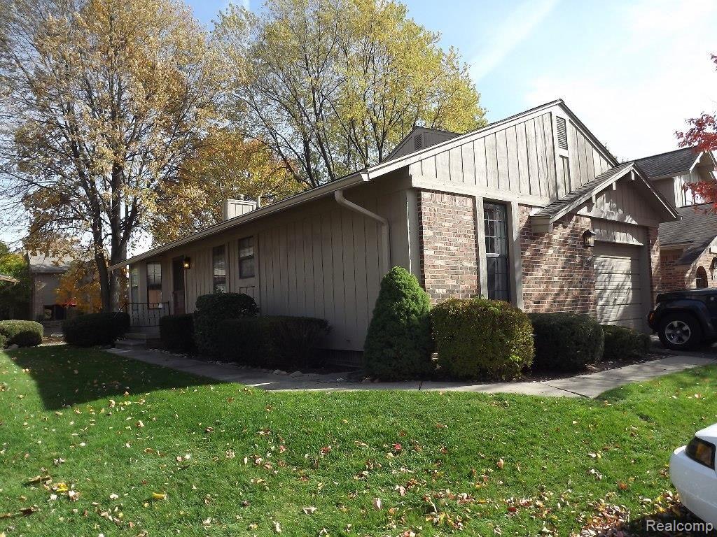 Front Exterior View.jpg