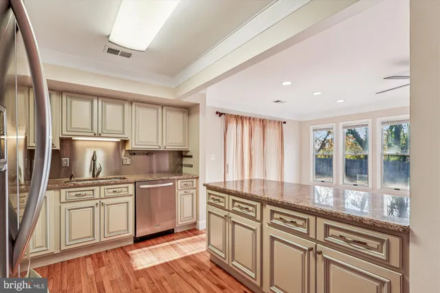 $3,295 | 1506 Widows Mite Road, Edgewater, MD 21037