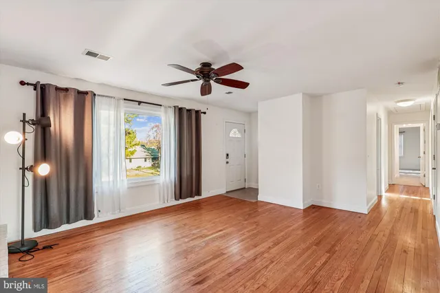 $3,295 | 1506 Widows Mite Road, Edgewater, MD 21037