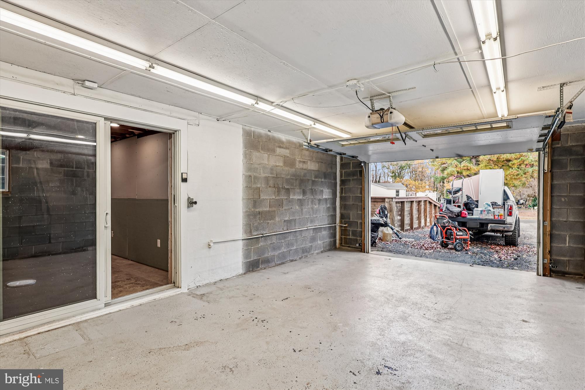 1506 Widows Mite Road Edgewater, MD 21037 - Photo 64 of 66 Garage