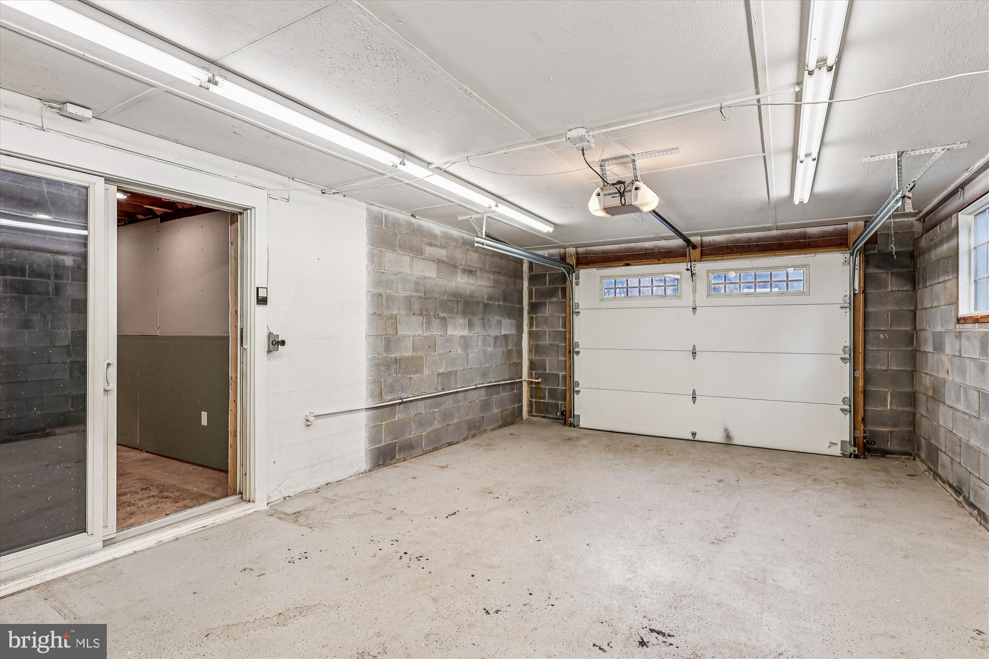 1506 Widows Mite Road Edgewater, MD 21037 - Photo 65 of 66 a view of garage