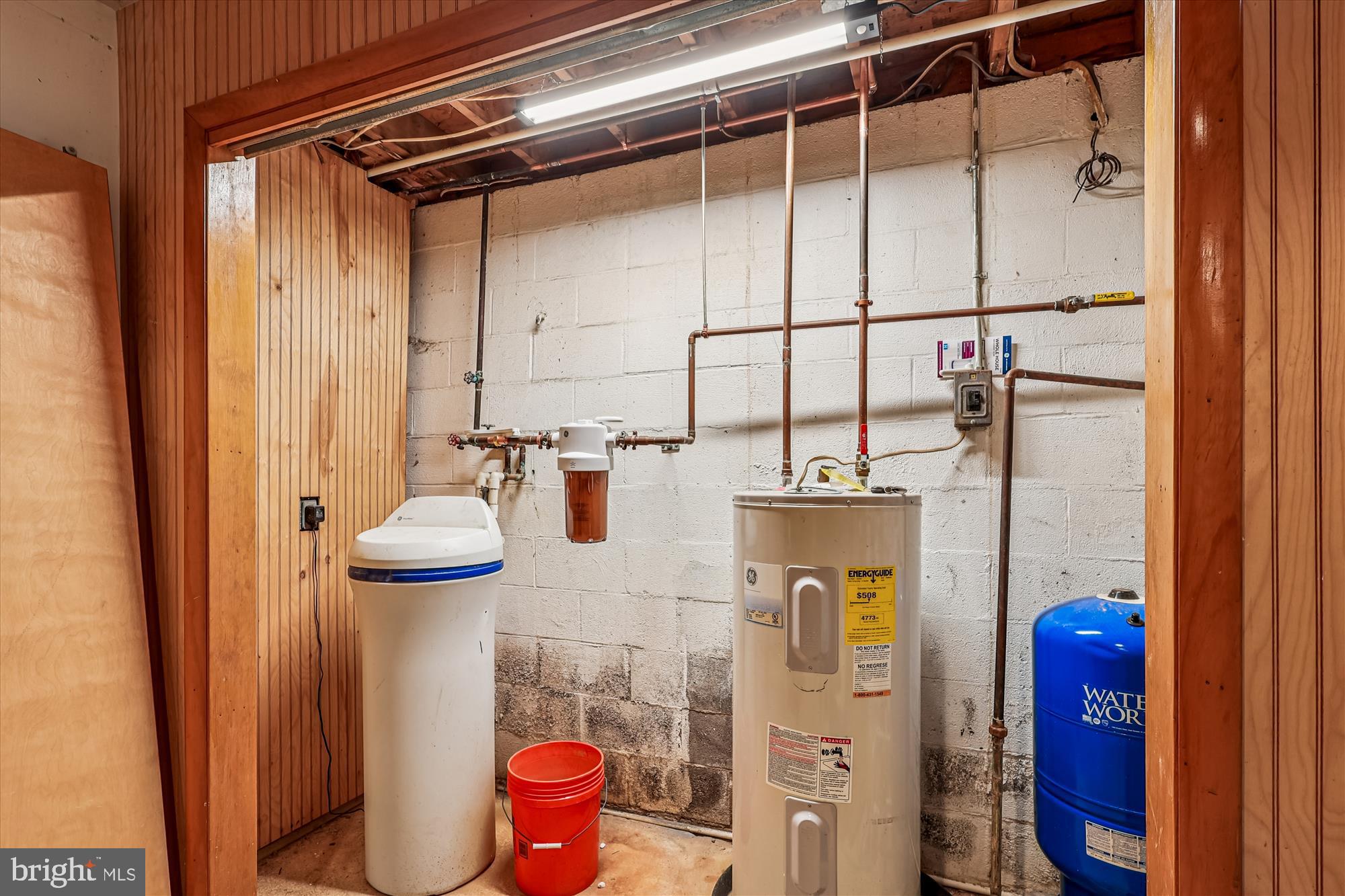 1506 Widows Mite Road Edgewater, MD 21037 - Photo 66 of 66 a bathroom with a granite countertop sink and a mirror