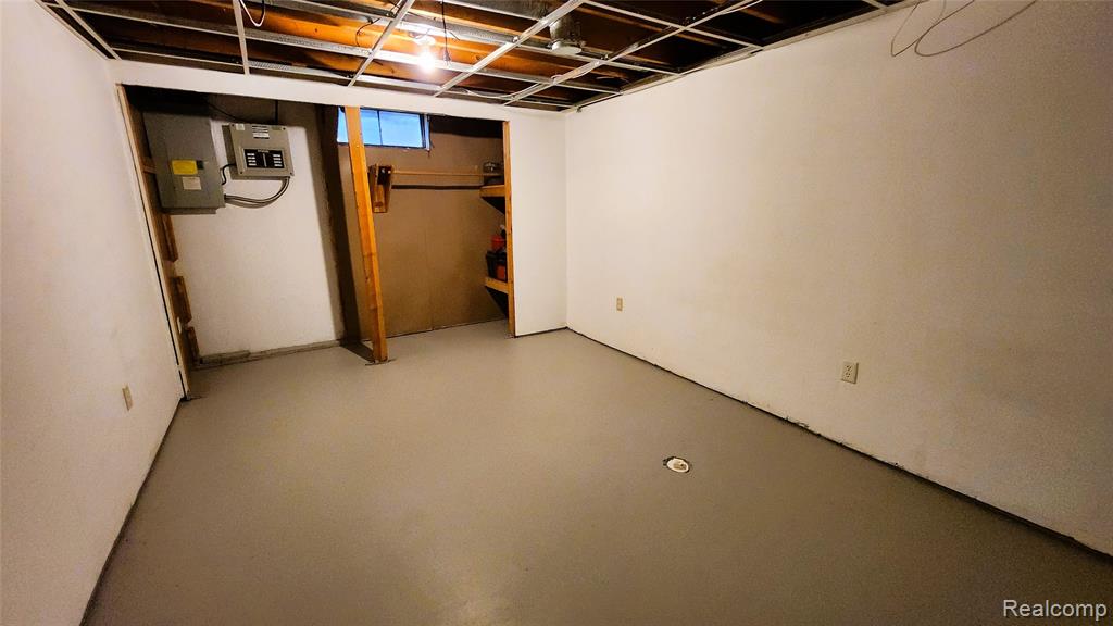 7120 Lapeer Road Davison, MI 48423 - Photo 35 of 48