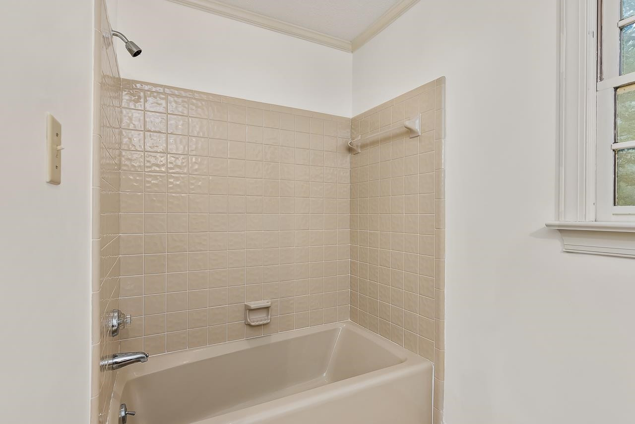 8724 Fort Macon Court Raleigh, NC 27615 - Photo 22 of 30 Second floor full bath