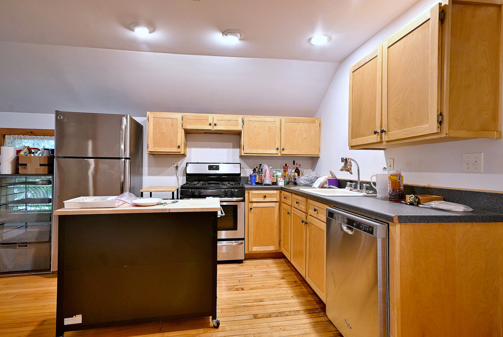 2724 North Racine Avenue, Unit 2 Chicago, IL 60614 - Photo 9 of 22 Gallery Image 9