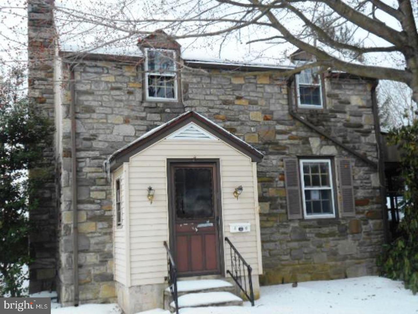 400 Maplewood Road Springfield, PA 19064 - Photo 1 of 19 Exterior