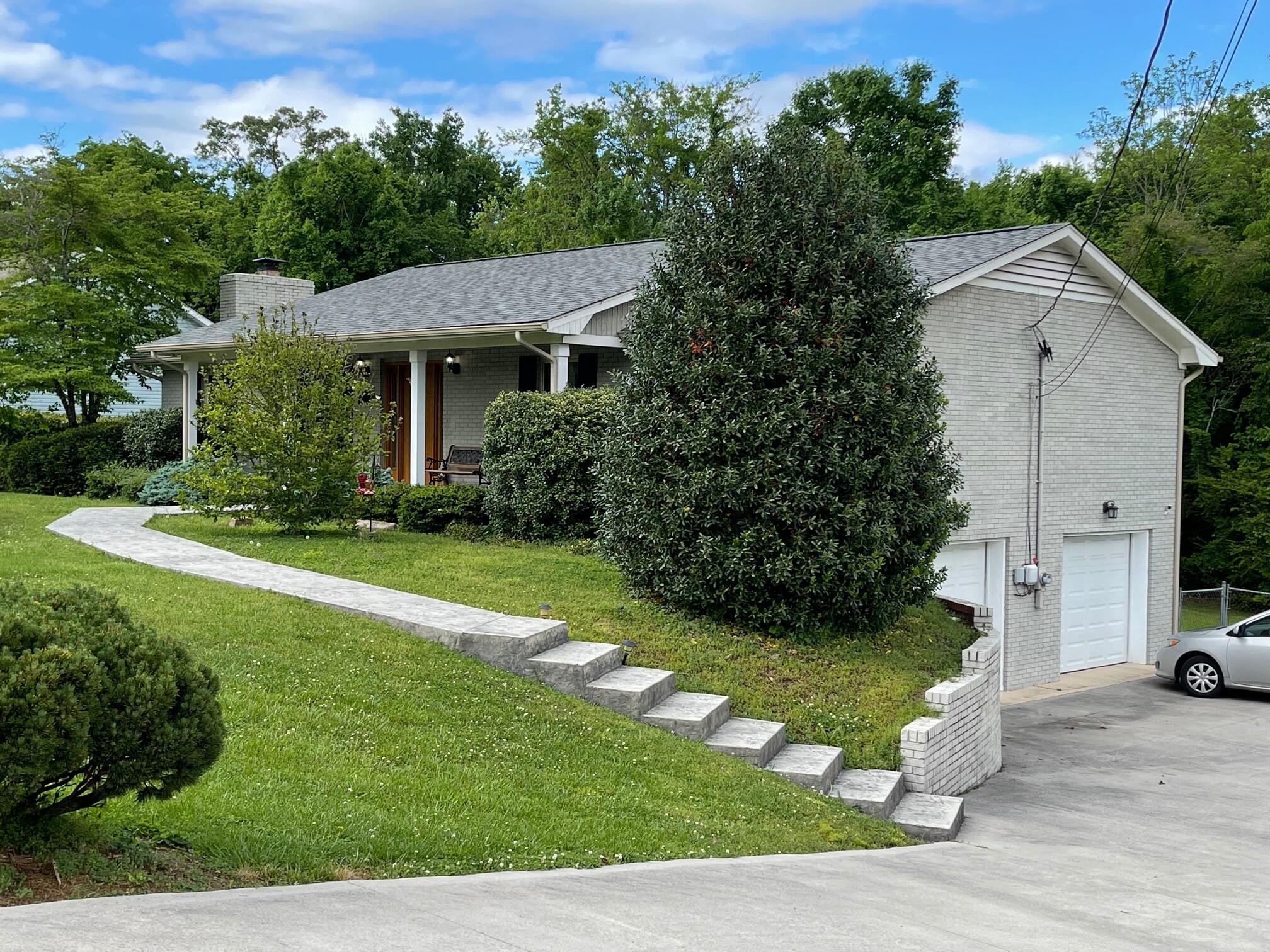 8236 Bonanza Road Powell, TN 37849 - Photo 3 of 19 Gallery Image 3
