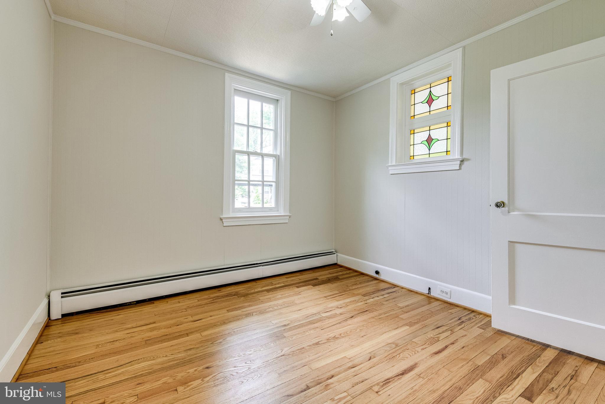2707 Russell Road Alexandria, VA 22305 - Photo 22 of 69 Main floor bedroom