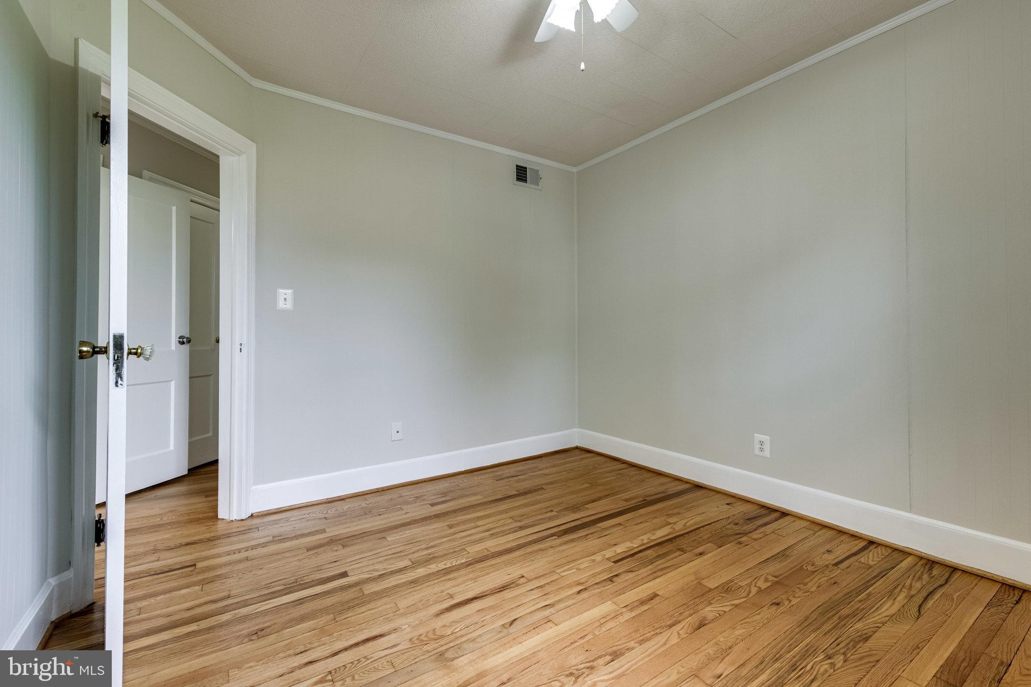 2707 Russell Road Alexandria, VA 22305 - Photo 23 of 69