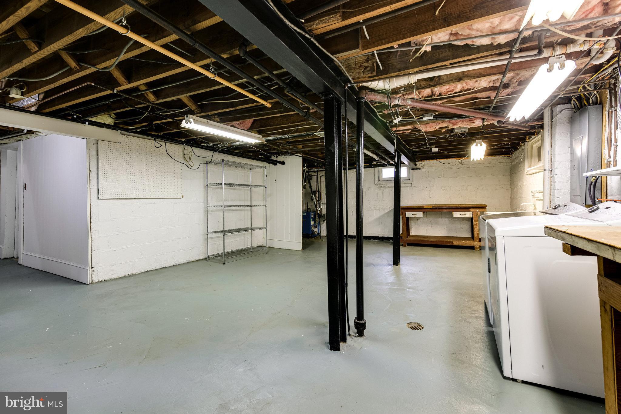 2707 Russell Road Alexandria, VA 22305 - Photo 54 of 69