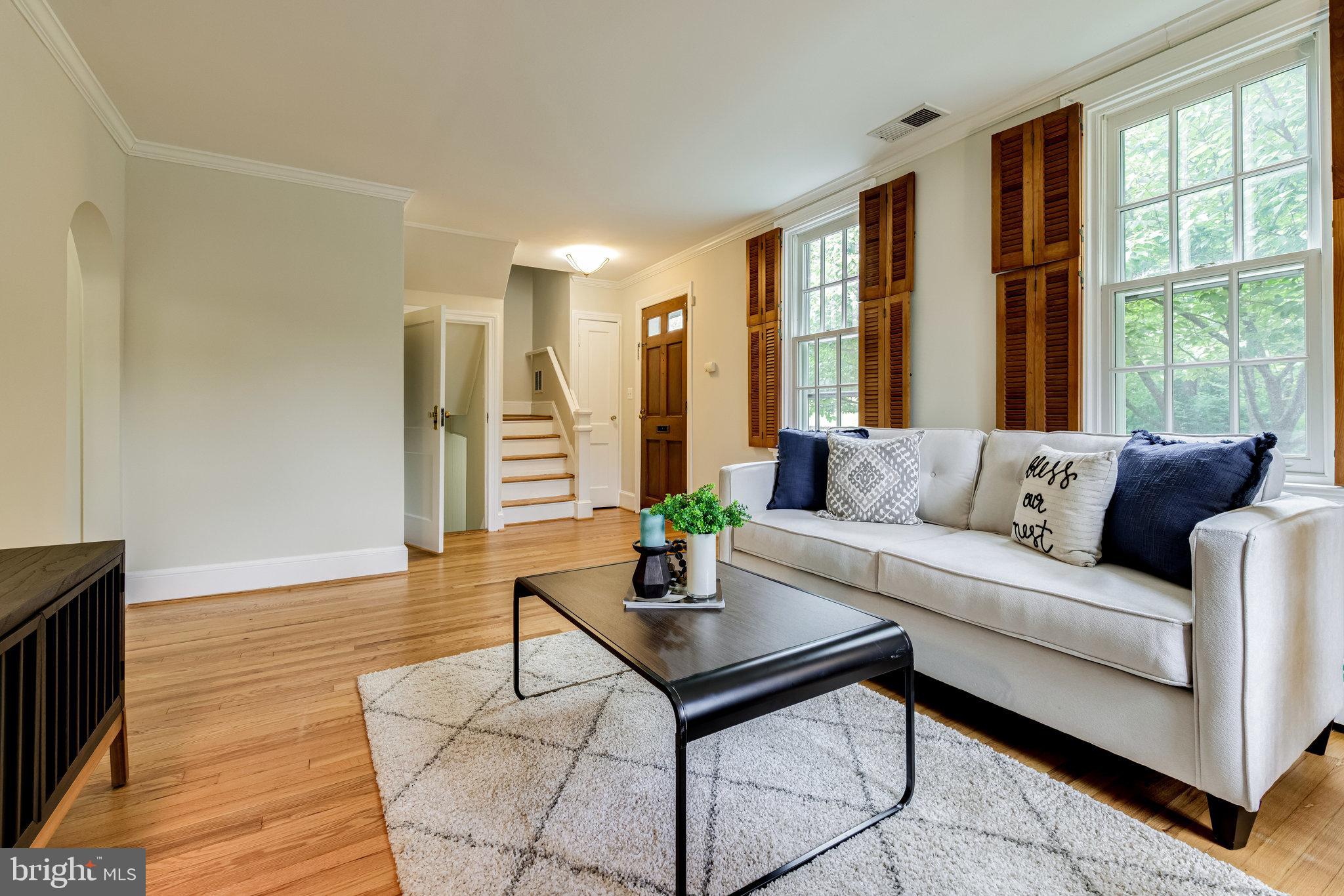 2707 Russell Road Alexandria, VA 22305 - Photo 10 of 69