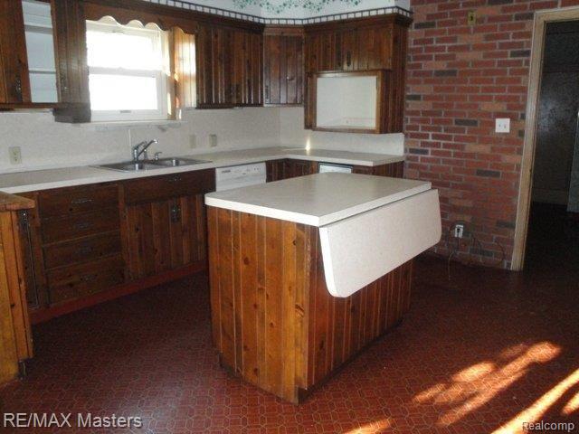 12010 Grafton Road Carleton, MI 48117 - Photo 2 of 13 6-8-10 041