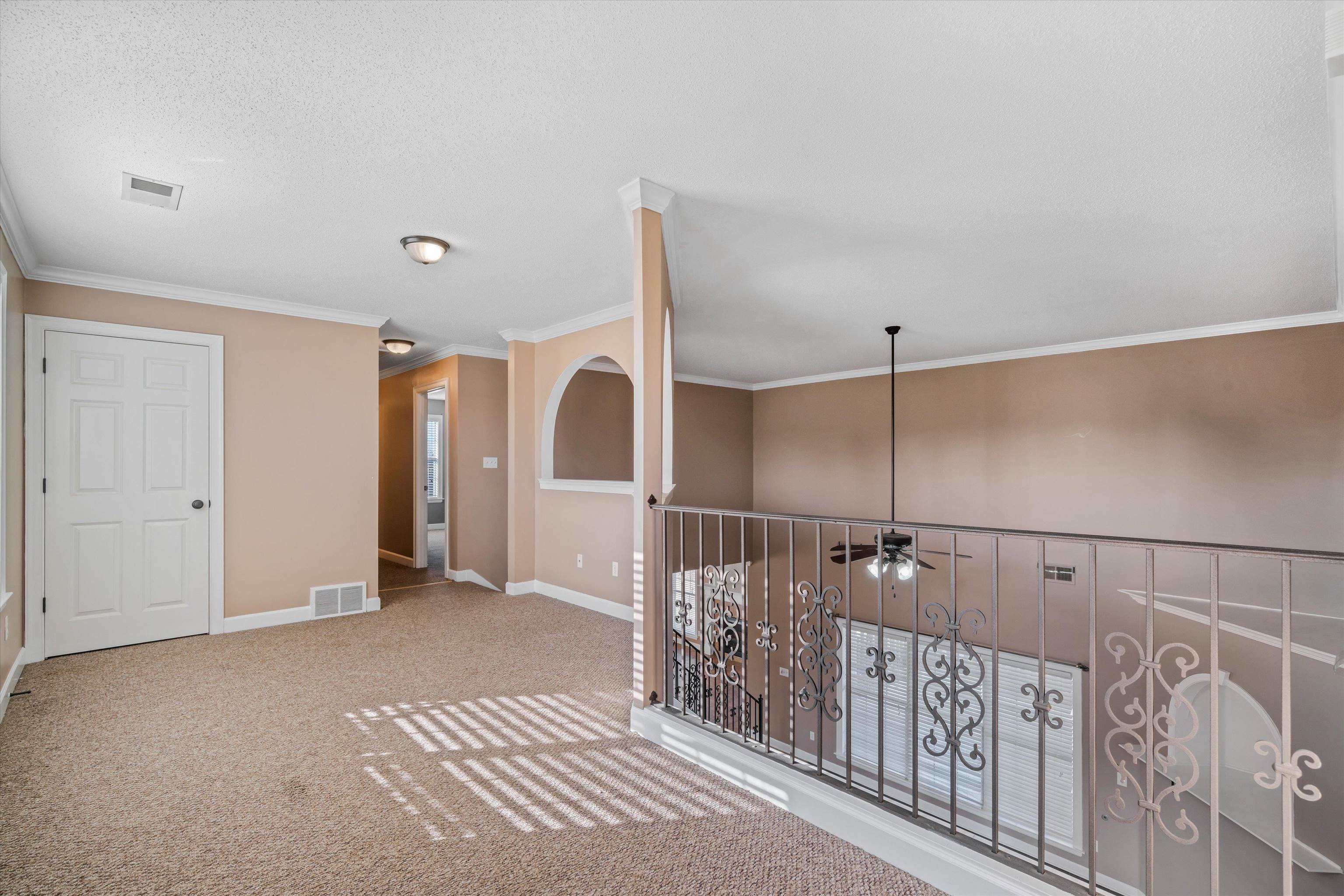 4972 Pleasant Ridge Drive Olive Branch, MS 38654 - Photo 22 of 24 a view of a hallway with entryway