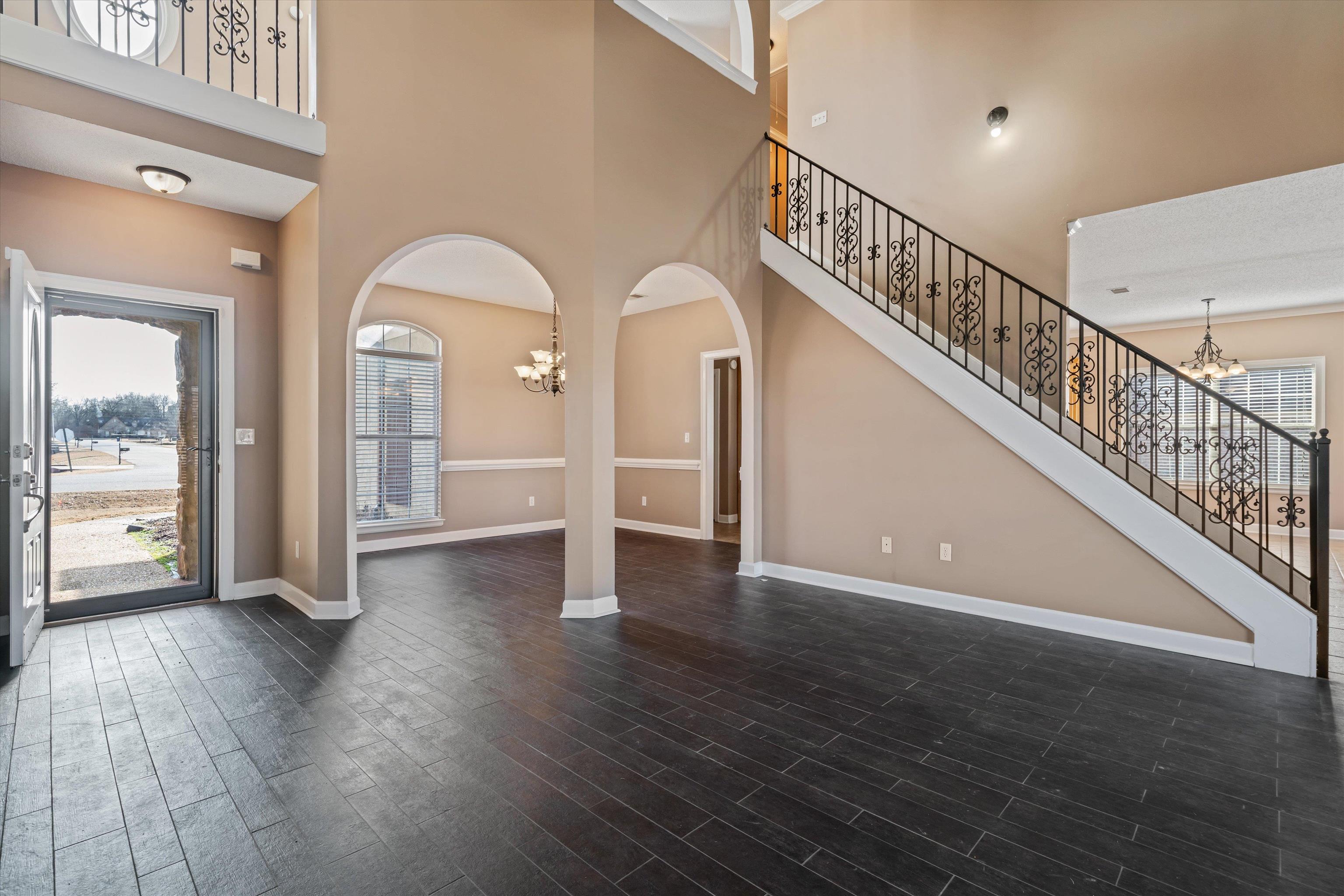 4972 Pleasant Ridge Drive Olive Branch, MS 38654 - Photo 5 of 24 a view of an entryway with wooden floor